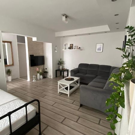 Apartment Tijana Bar Luaran gambar