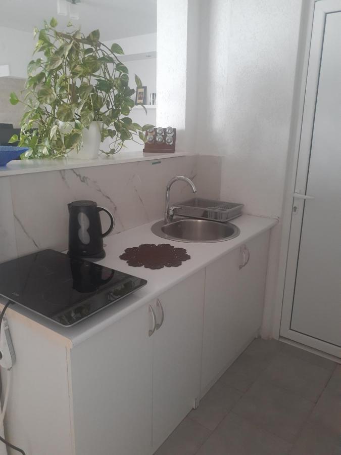 Apartment Tijana Bar Luaran gambar