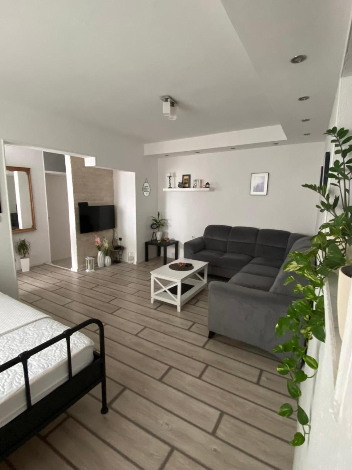 Apartment Tijana Bar Luaran gambar